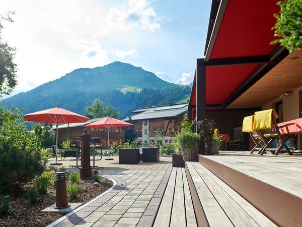 4 Tage Bergpanorama & Entspannung im Hotel Roggal in Lech am Arlberg, Vorarlberg inkl. Frühstück