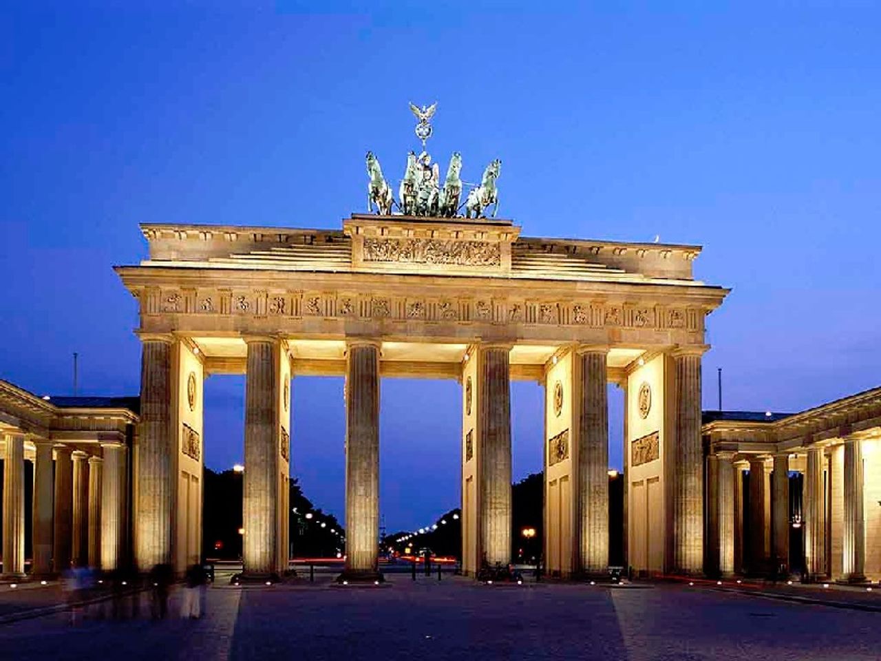 Berlin entdecken mit 24 Stunden Karte für den ÖPNV