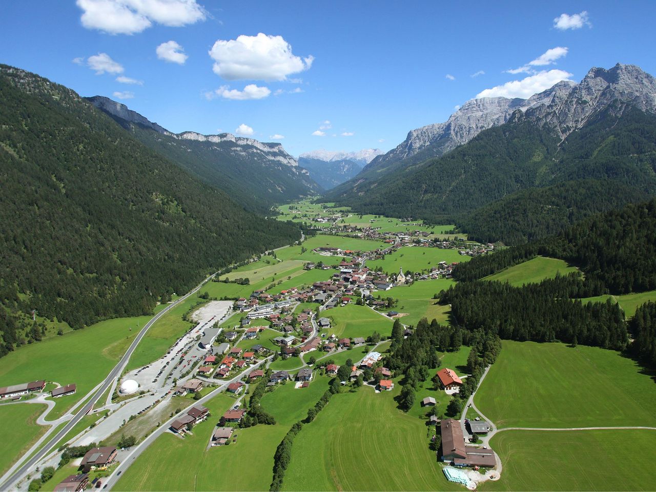 Motorradtouren durch die Kitzbüheler Alpen erleben