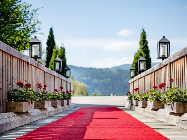 4 Tage Steiermark: Romantisches Schloss mit Therme in Fohnsdorf inkl. Frühstück