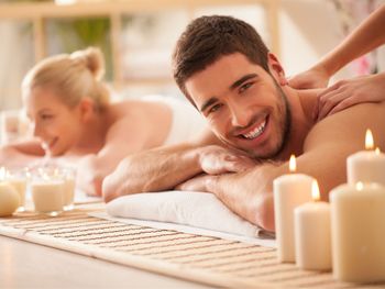 Meißner Kurzurlaub mit Candle-Light-Massage