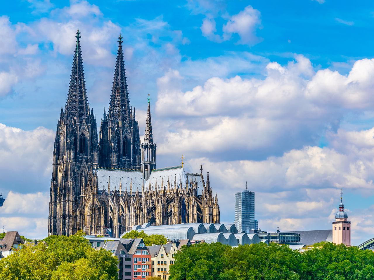 4 Tage Verwöhn-Städtereise in den Westen Kölns