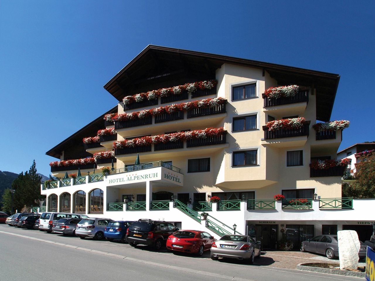 8 Tage Wohlfühlen im Hotel Alpenruh in Serfaus