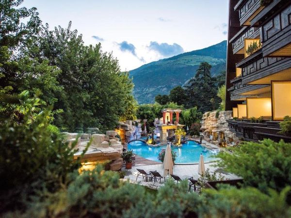 5 Tage im Verwöhnhotel in Südtirol mit HP in Schlanders (Silandro), Trentino-Südtirol inkl. Halbpension