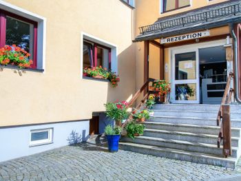 WELLNESS ALL INKLUSIVE im Erzgebirge + Rückenmassage