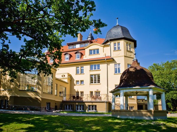 Auszeit im Schlosshotel – 6 Tage in Kuhlen-Wendorf, Mecklenburg-Vorpommern inkl. Halbpension