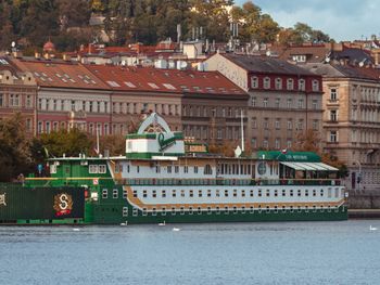 4 Tage im Hotelboot - Prag zu Wasser und zu Land