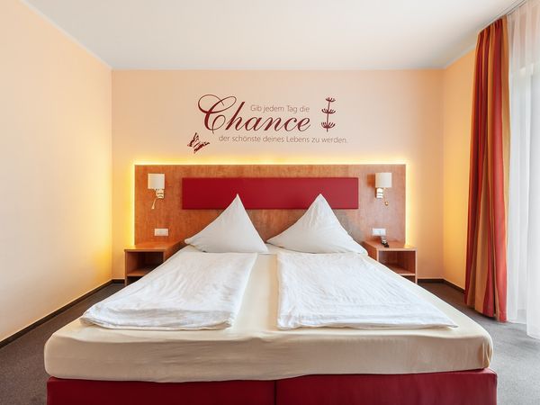 Romantische Wellnessauszeit unter Palmen - 3 Tage Hotel Häfner GmbH in Bad Schönborn, Baden-Württemberg inkl. Frühstück