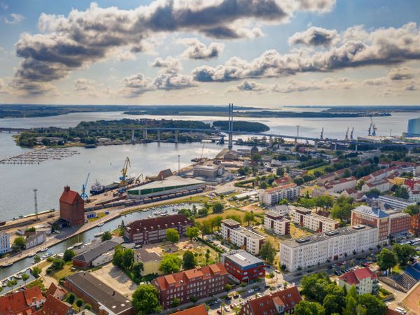 Kuschelzeit inkl. 3-Gänge-Menü und Sauna | 3 Tage in Stralsund, Mecklenburg-Vorpommern inkl. Halbpension