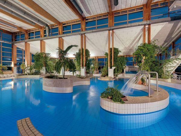 Entspannung Deluxe - 6 Tage Precise Resort Rügen & SPLASH Erlebniswelt in Sagard OT Neddesitz, Mecklenburg-Vorpommern inkl. Halbpension