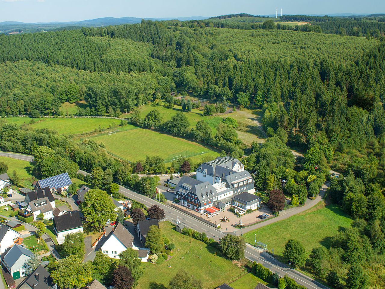 Kuschelwochenende mit romantischem Rosenblütenbad