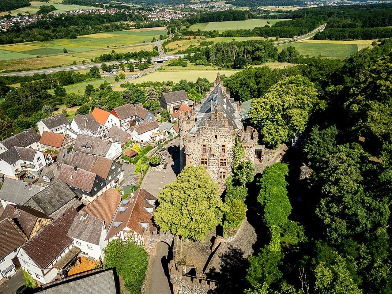 Familientage auf Burg Staufenberg (3 Personen)