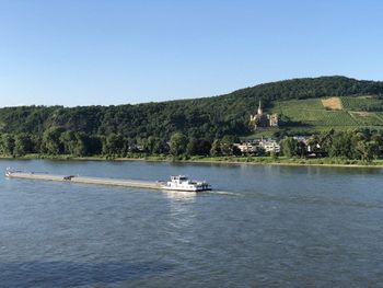6 Urlaubstage am Rhein