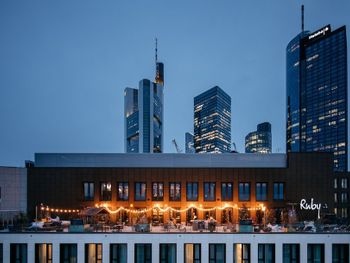 Urlaub zwischen Wolkenkratzern - 2 Tage in Frankfurt